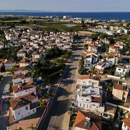 Coastal Retreat * Πρωταράς
